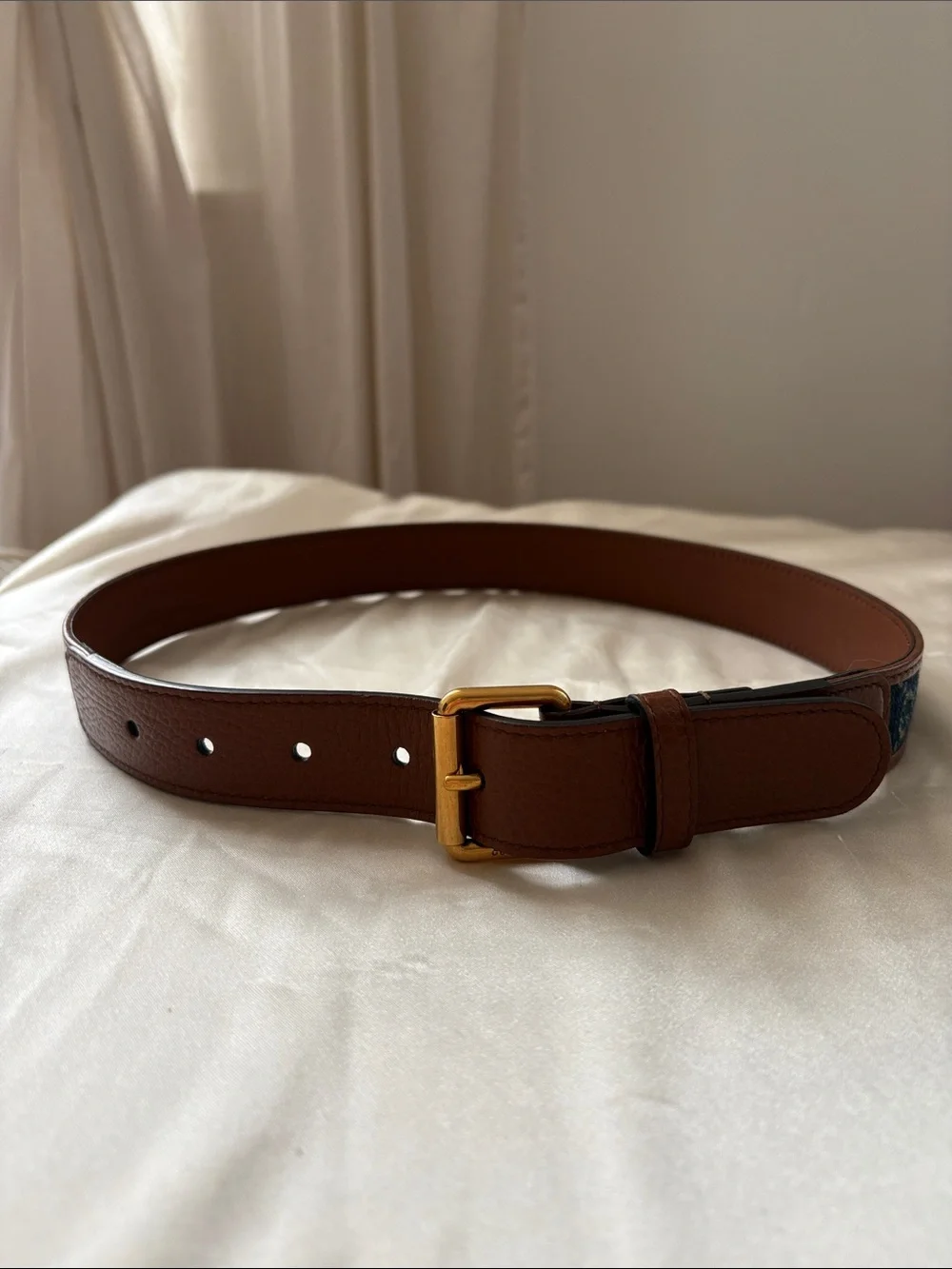 NEW women Gucci Brown Leather w/ denim belt